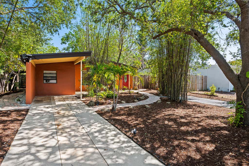 Photo of 408 Manchester Street, Boca Raton, FL 33487 (MLS # R10966558)