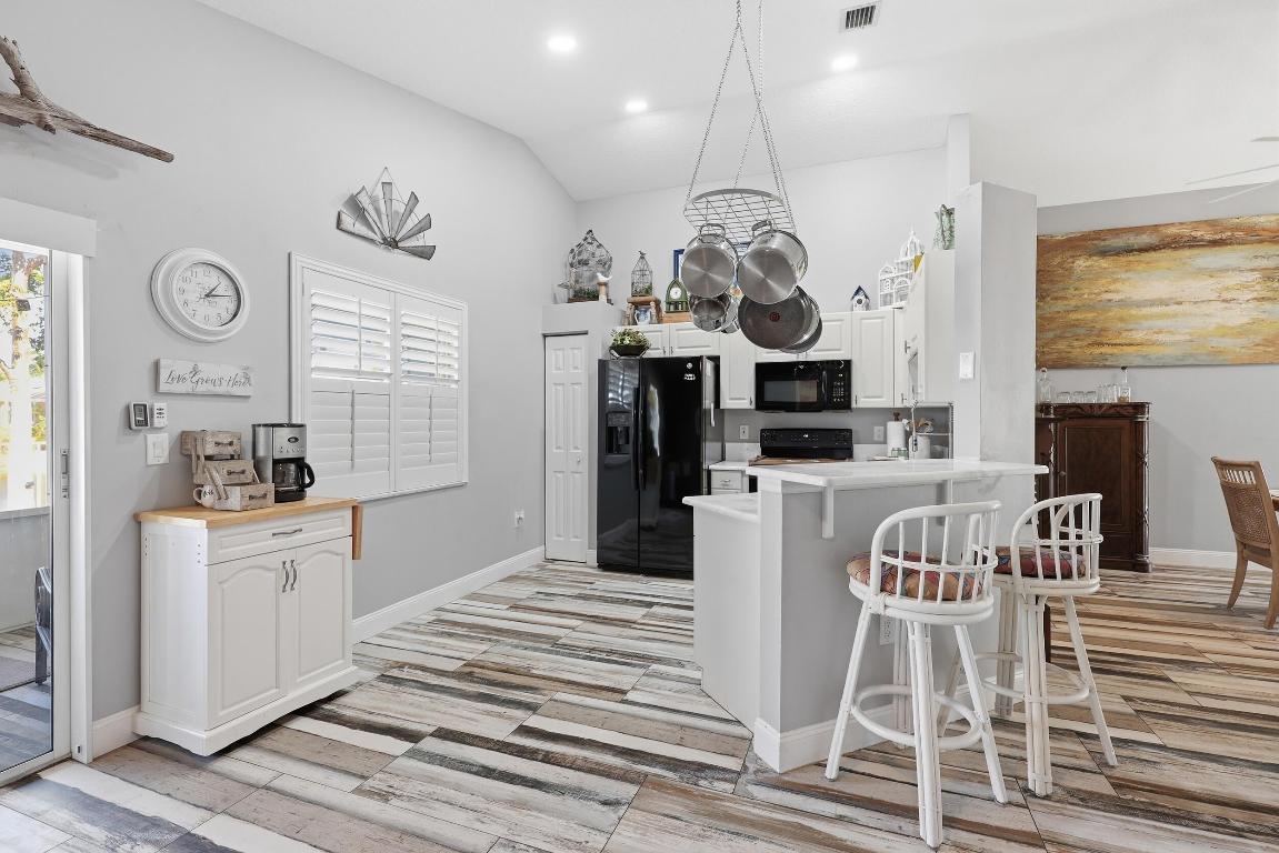 LAKEFOREST AT ST LUCIE WEST PHASE 1 - Residential