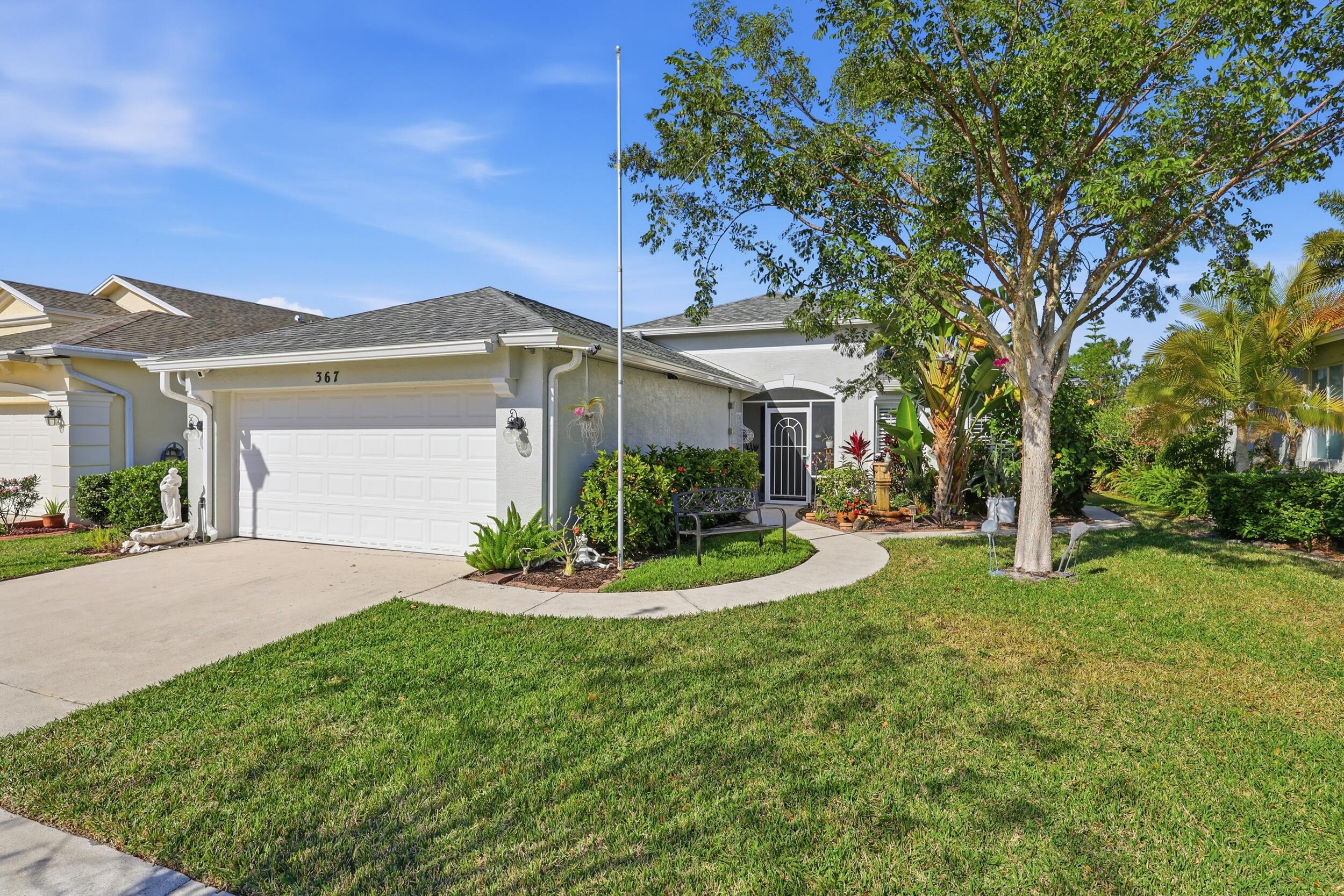 LAKEFOREST AT ST LUCIE WEST PHASE 1 - Residential