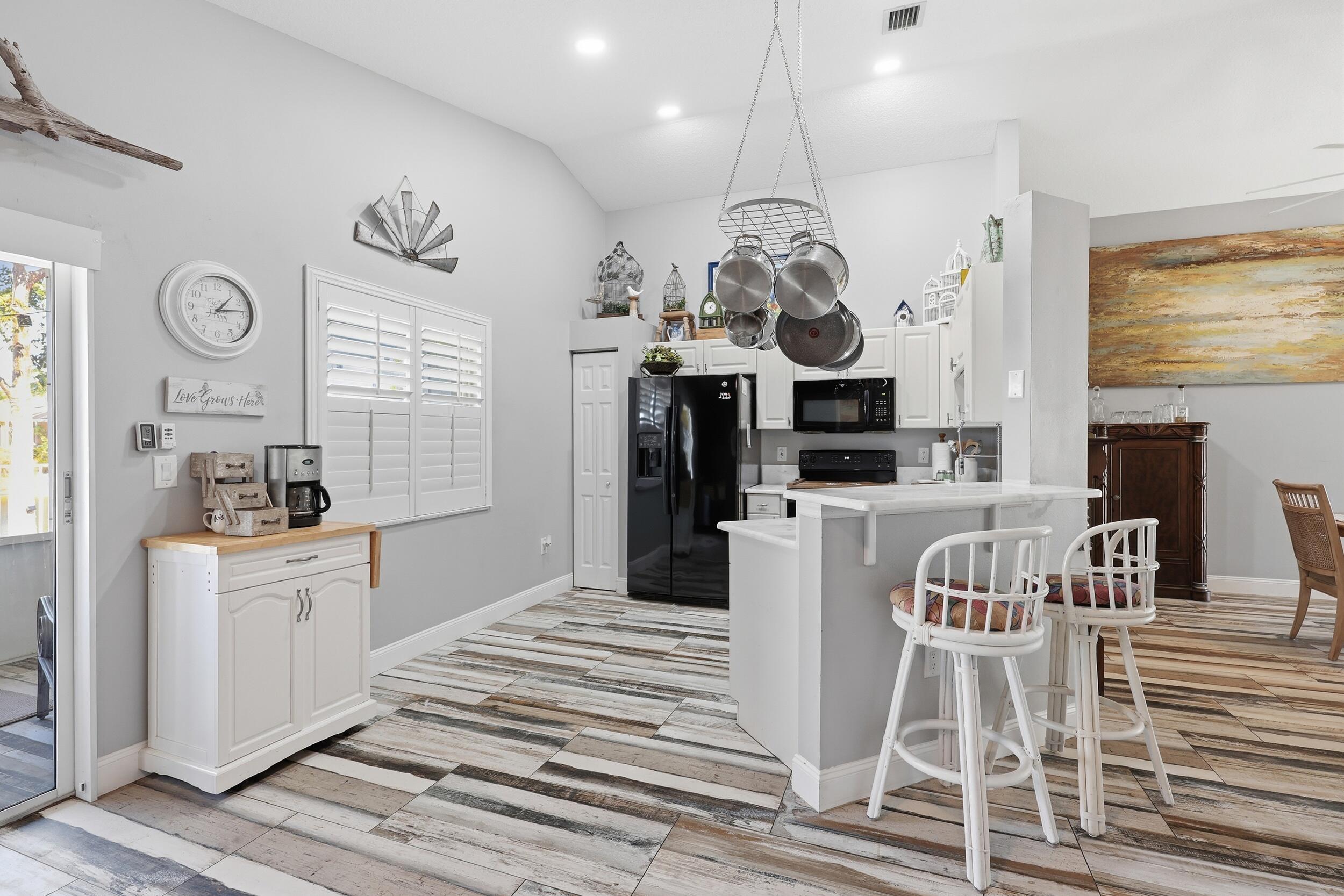 LAKEFOREST AT ST LUCIE WEST PHASE 1 - Residential