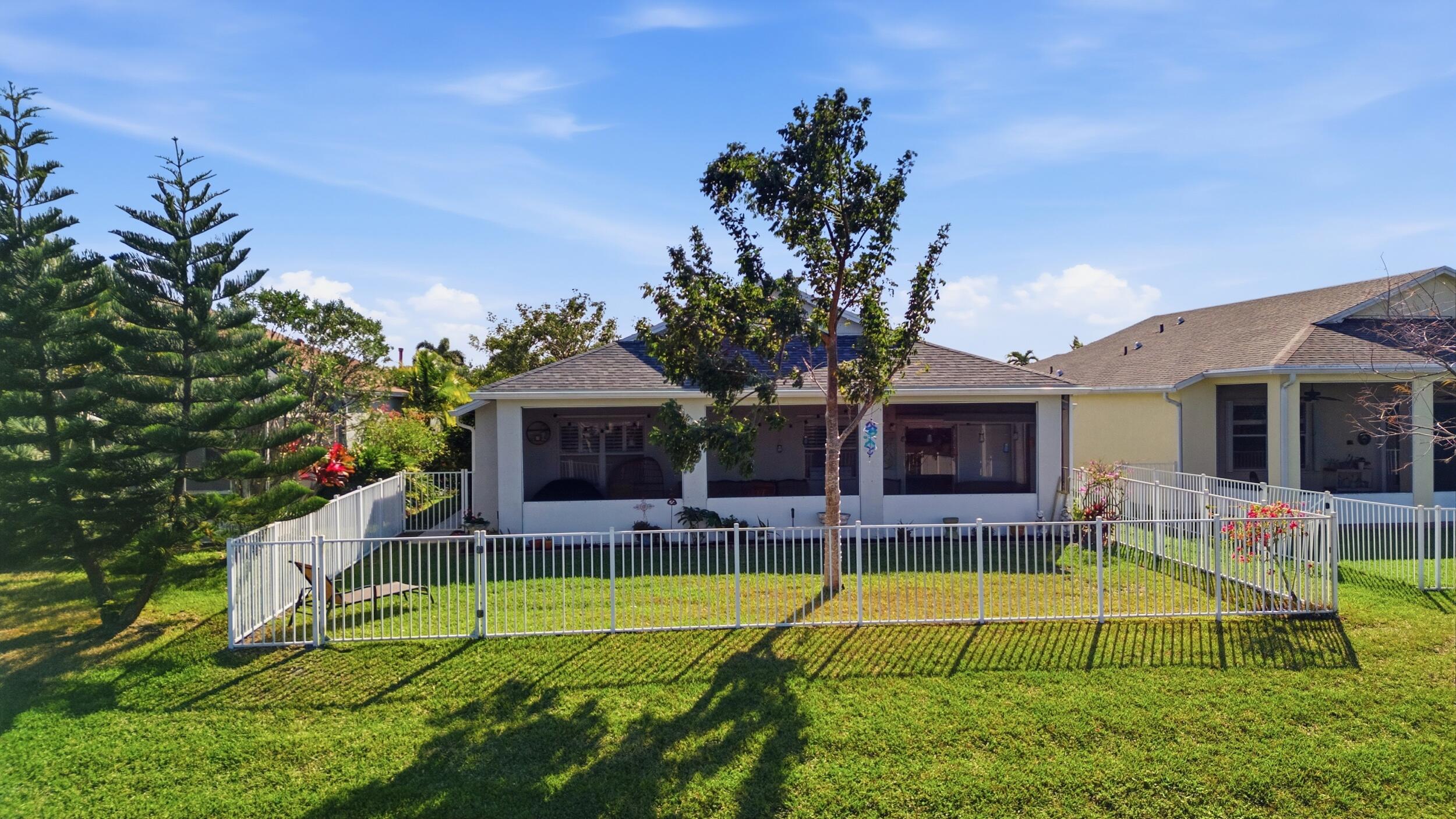 LAKEFOREST AT ST LUCIE WEST PHASE 1 - Residential