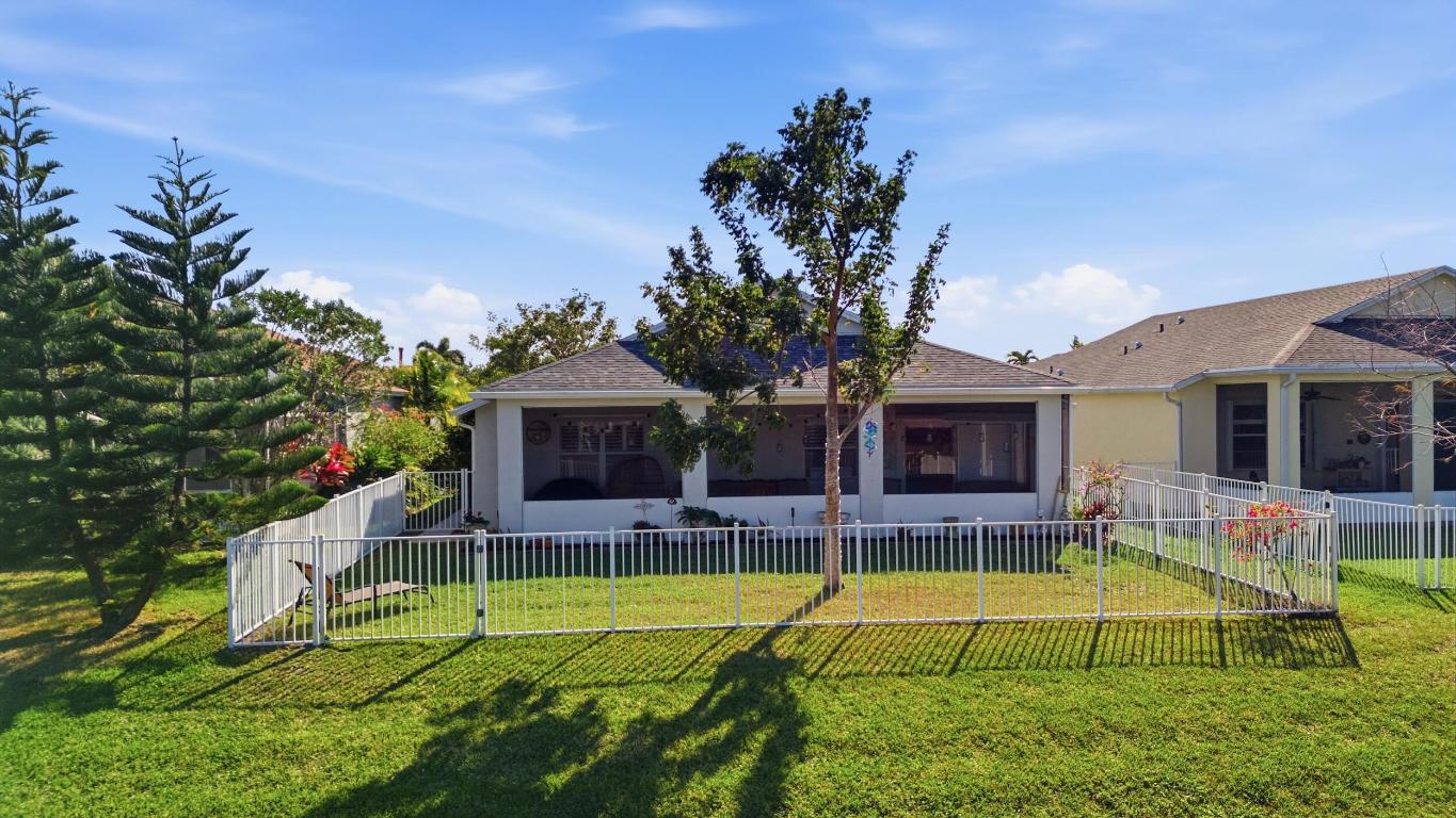 LAKEFOREST AT ST LUCIE WEST PHASE 1 - Residential