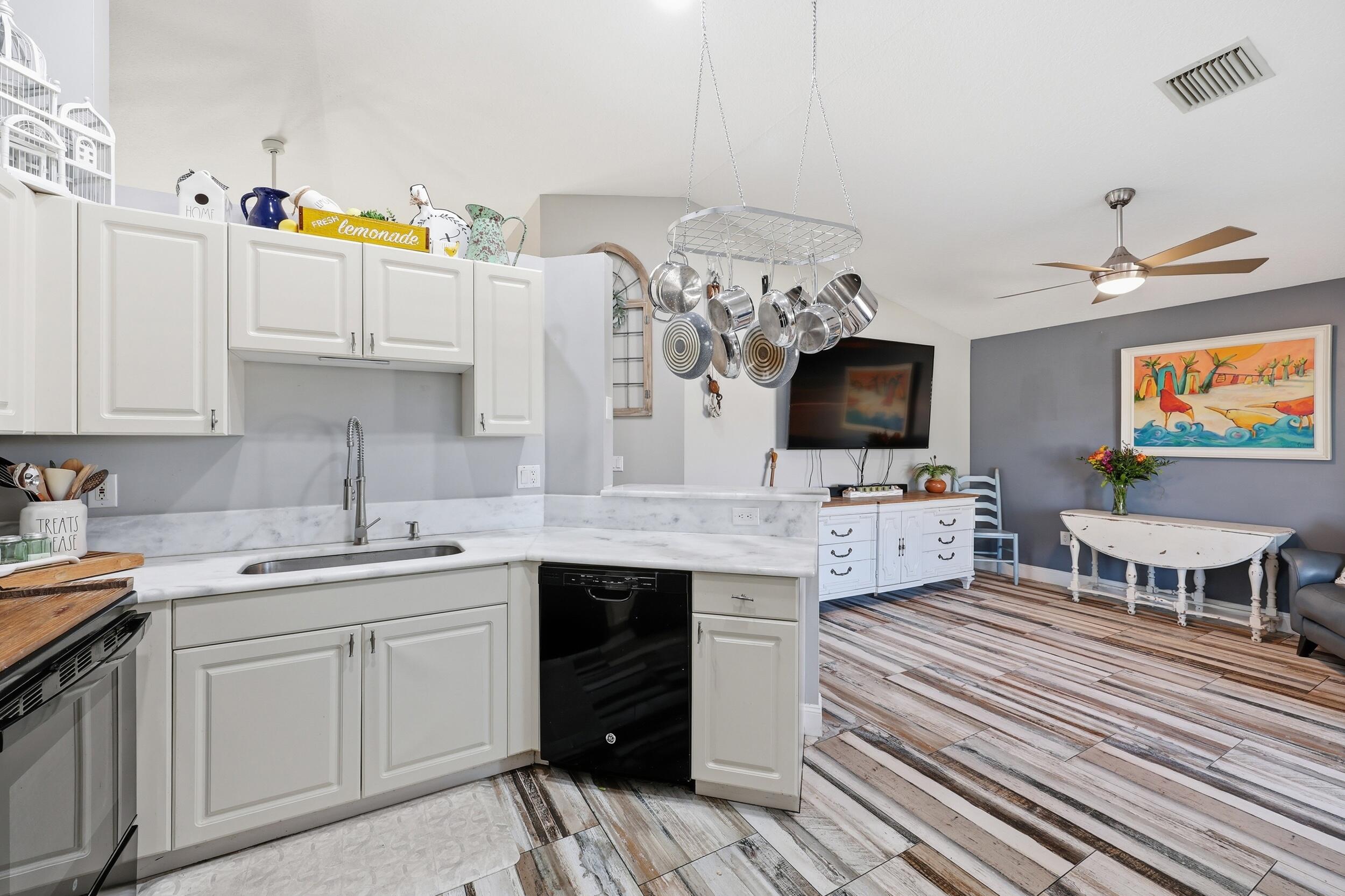 LAKEFOREST AT ST LUCIE WEST PHASE 1 - Residential