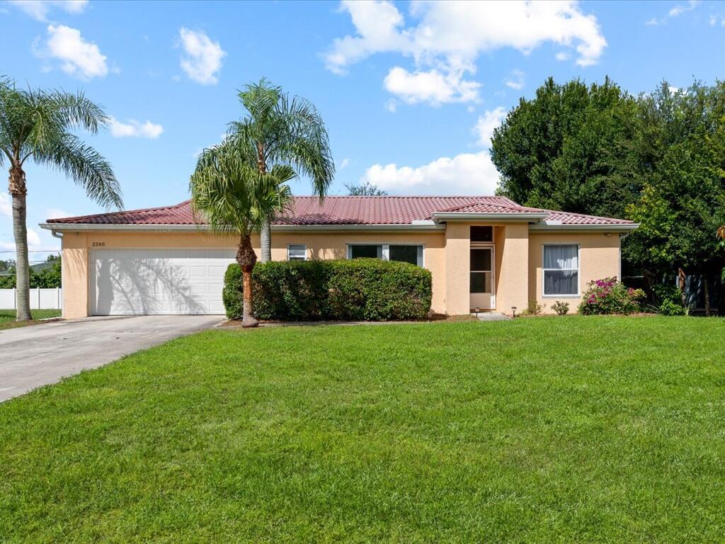 2260 SW Cameo Boulevard