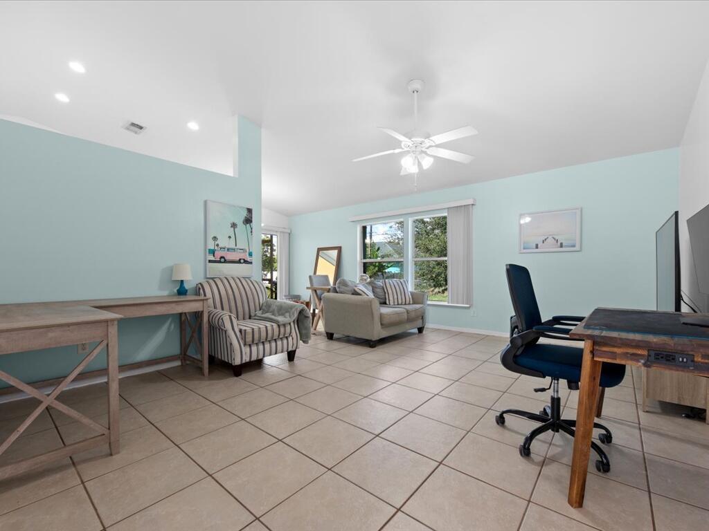 PORT ST LUCIE SECTION 9 - Residential