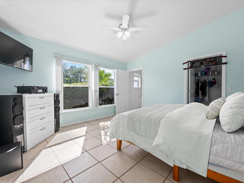 PORT ST LUCIE SECTION 9 - Residential