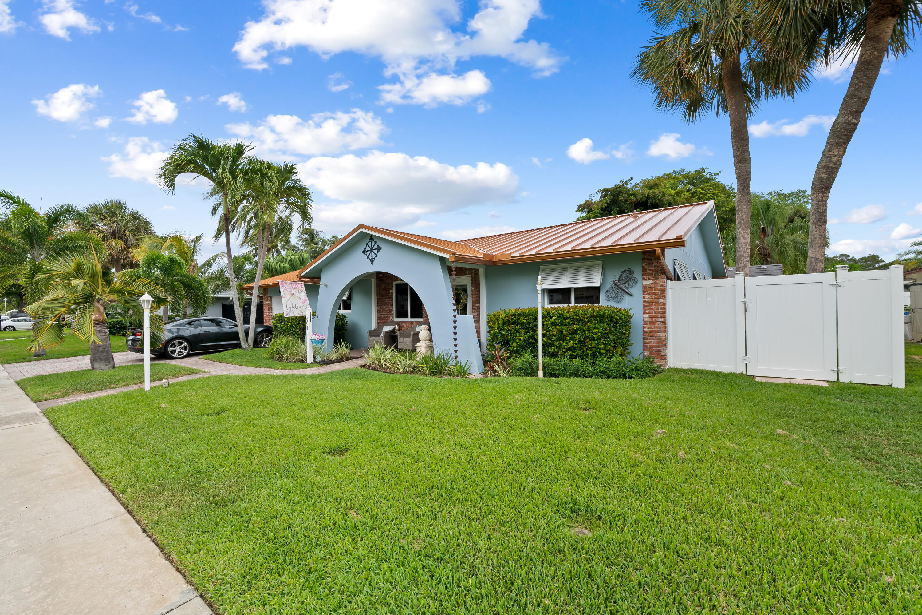 6816 NW 28th Terrace