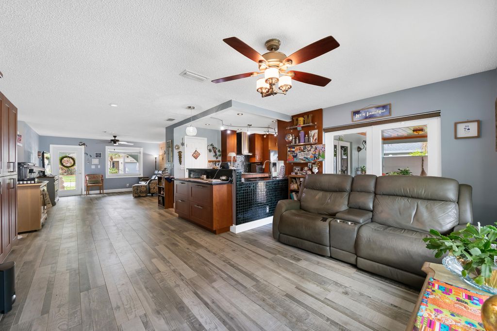 Photo of 6816 NW 28th Terrace, Fort Lauderdale, FL 33309 (MLS # B26038129)