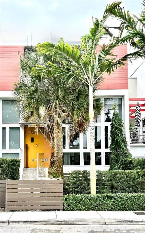 900 NE 4th Street A3 Fort Lauderdale FL 33301