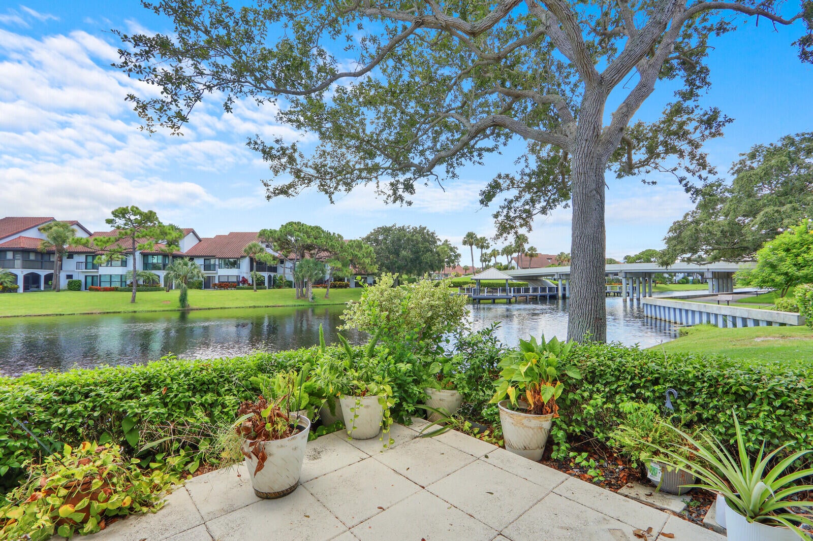 16000 W Bay Drive 158