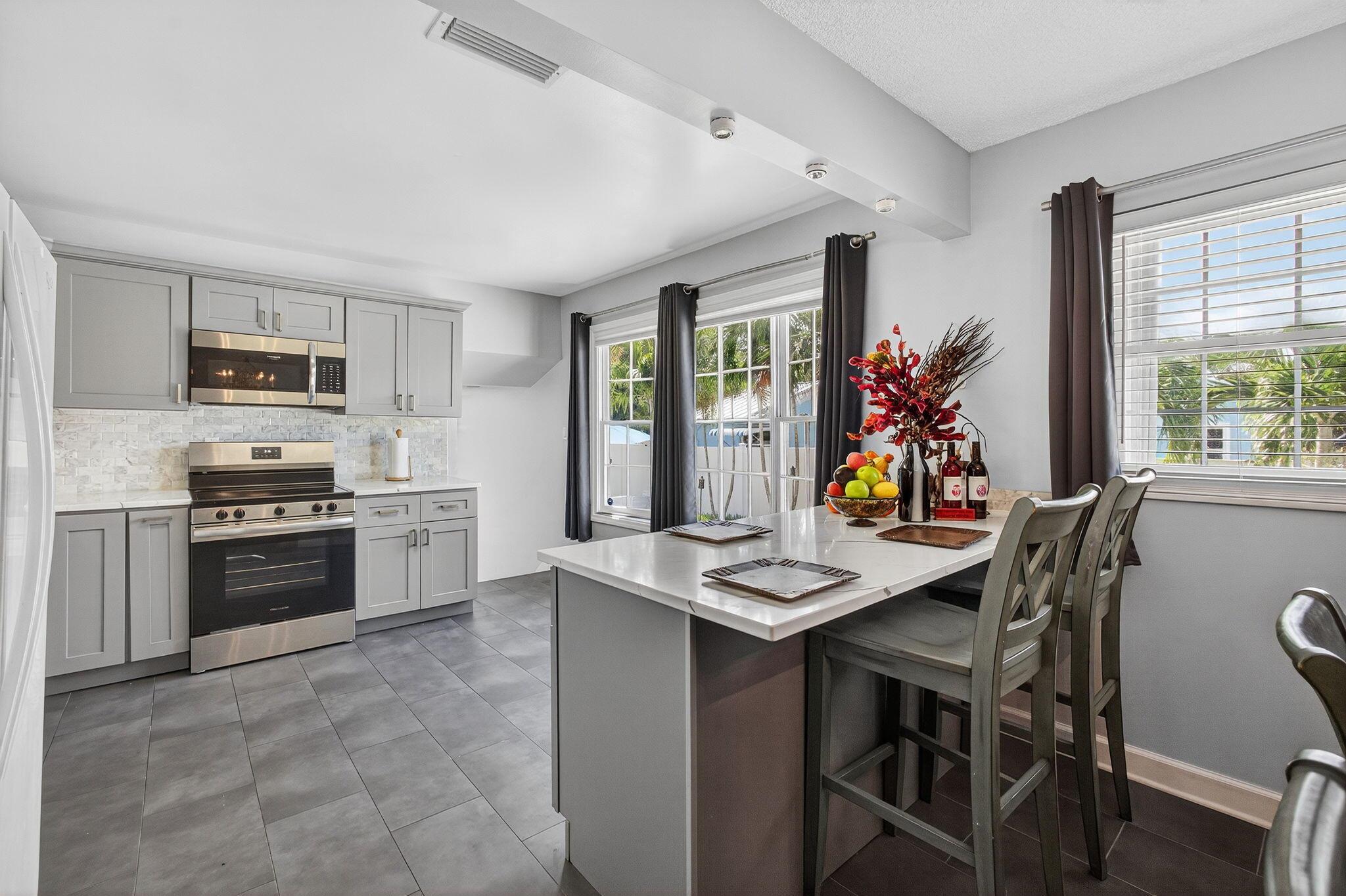 SURFSIDE UNIT 2 - Residential Lease