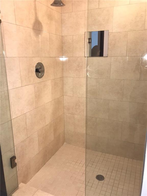 Ivy Condo - Residential Lease