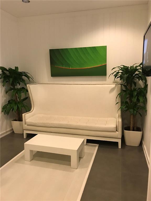 Ivy Condo - Residential Lease