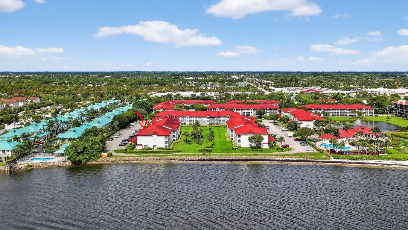 HALF MOON BAY CONDO - Residential