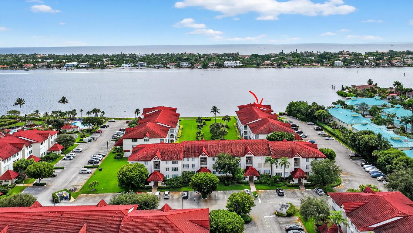 HALF MOON BAY CONDO - Residential