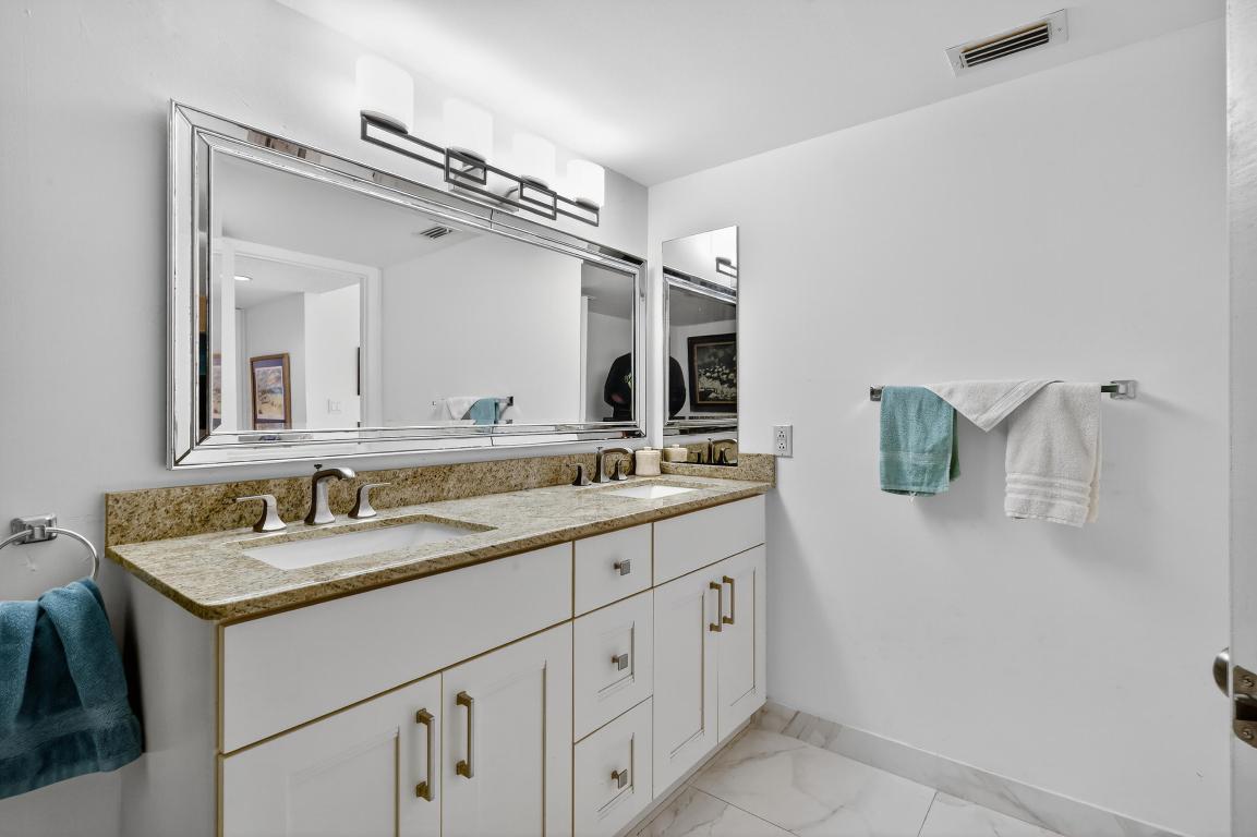 HALF MOON BAY CONDO - Residential