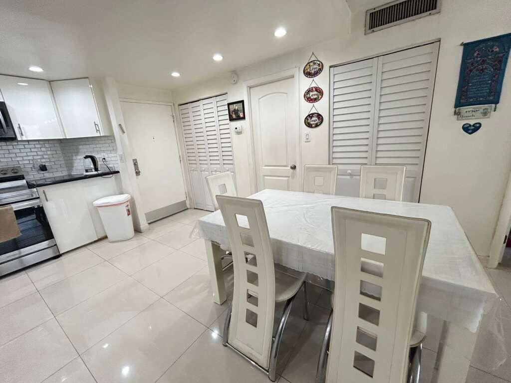 BUCKLEY TOWERS CONDO - EAST BLDG - Residential Lease