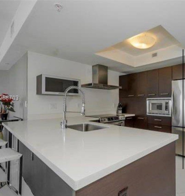 St tropez on the Bay - Residential