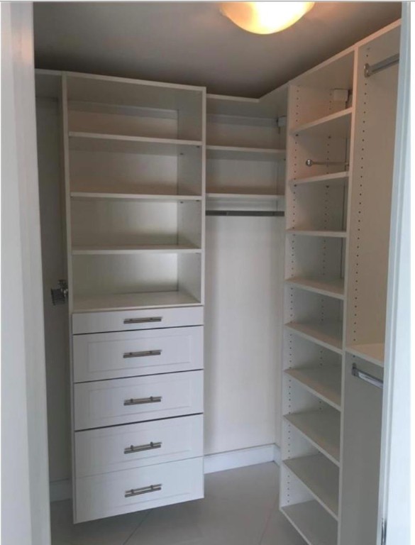 St tropez on the Bay - Residential