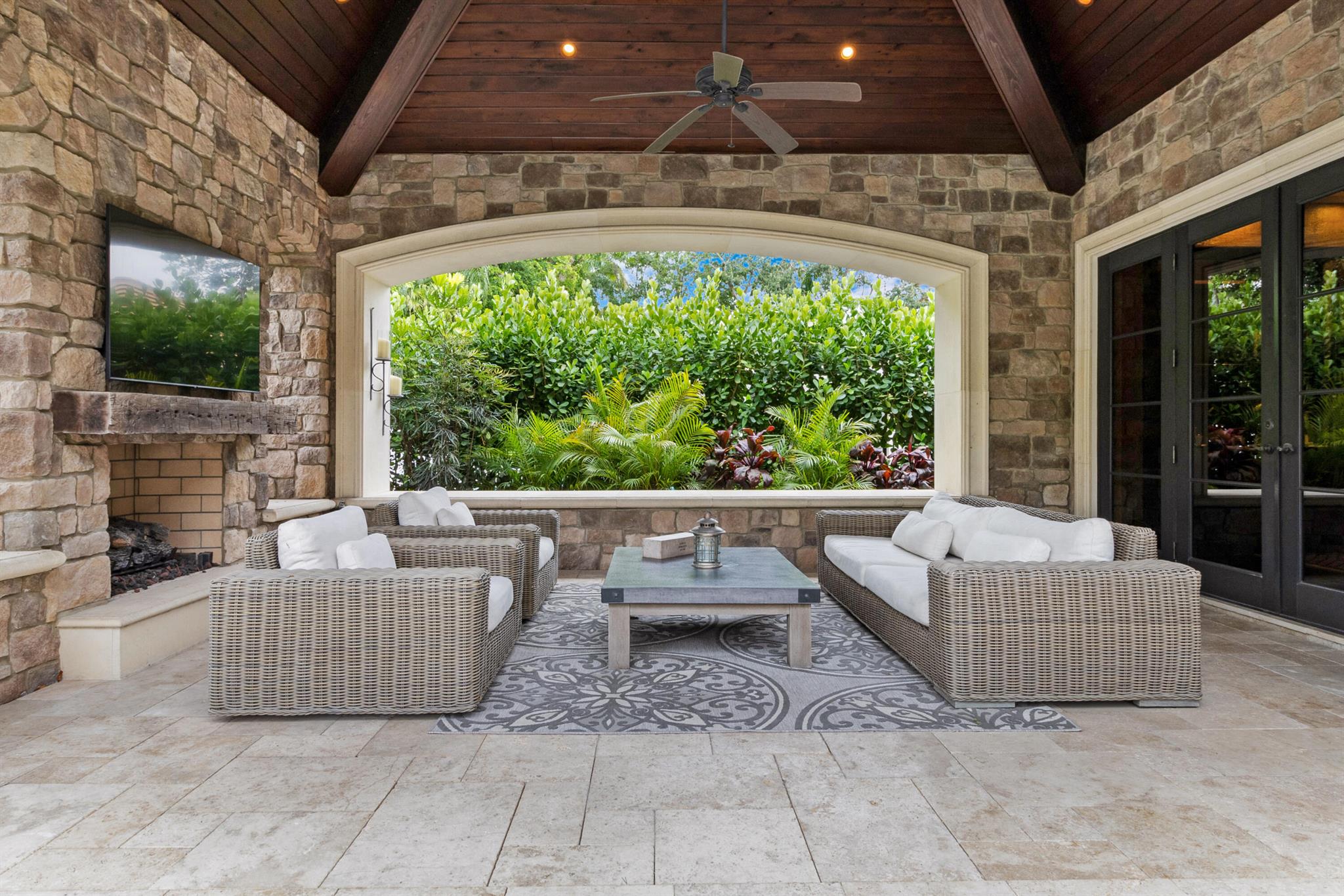 MAPLEWOOD - Residential