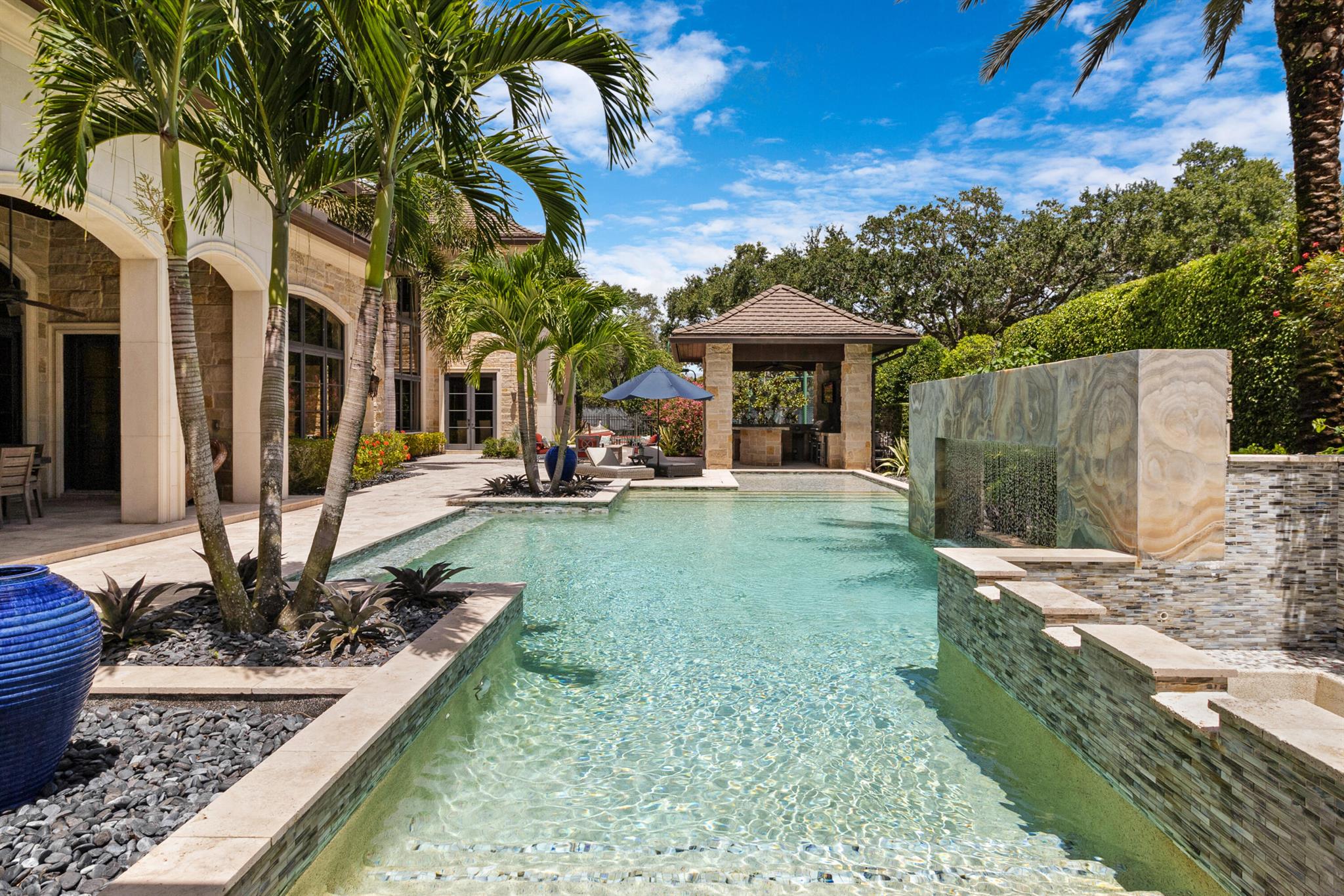 MAPLEWOOD - Residential