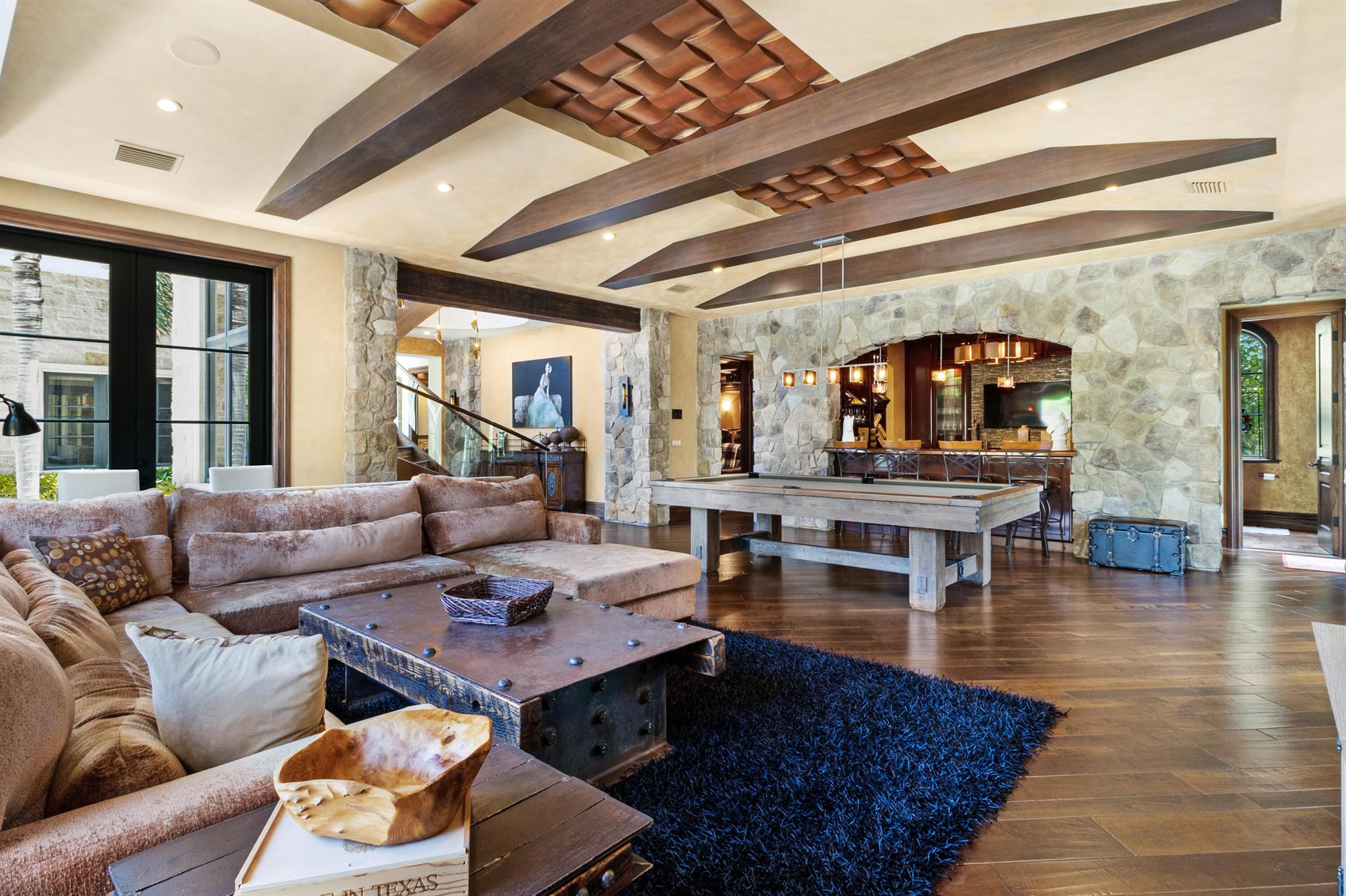 MAPLEWOOD - Residential