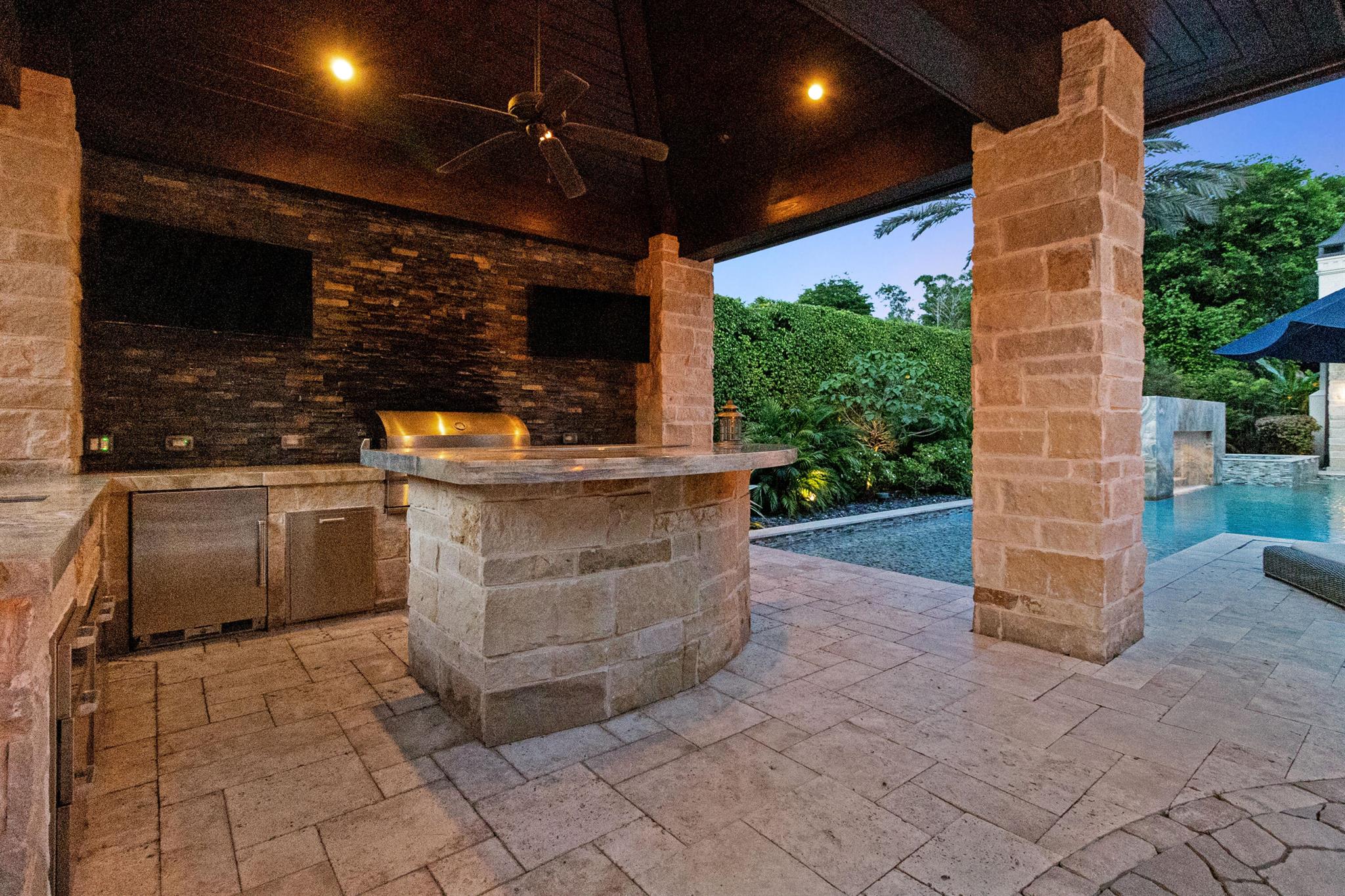 MAPLEWOOD - Residential