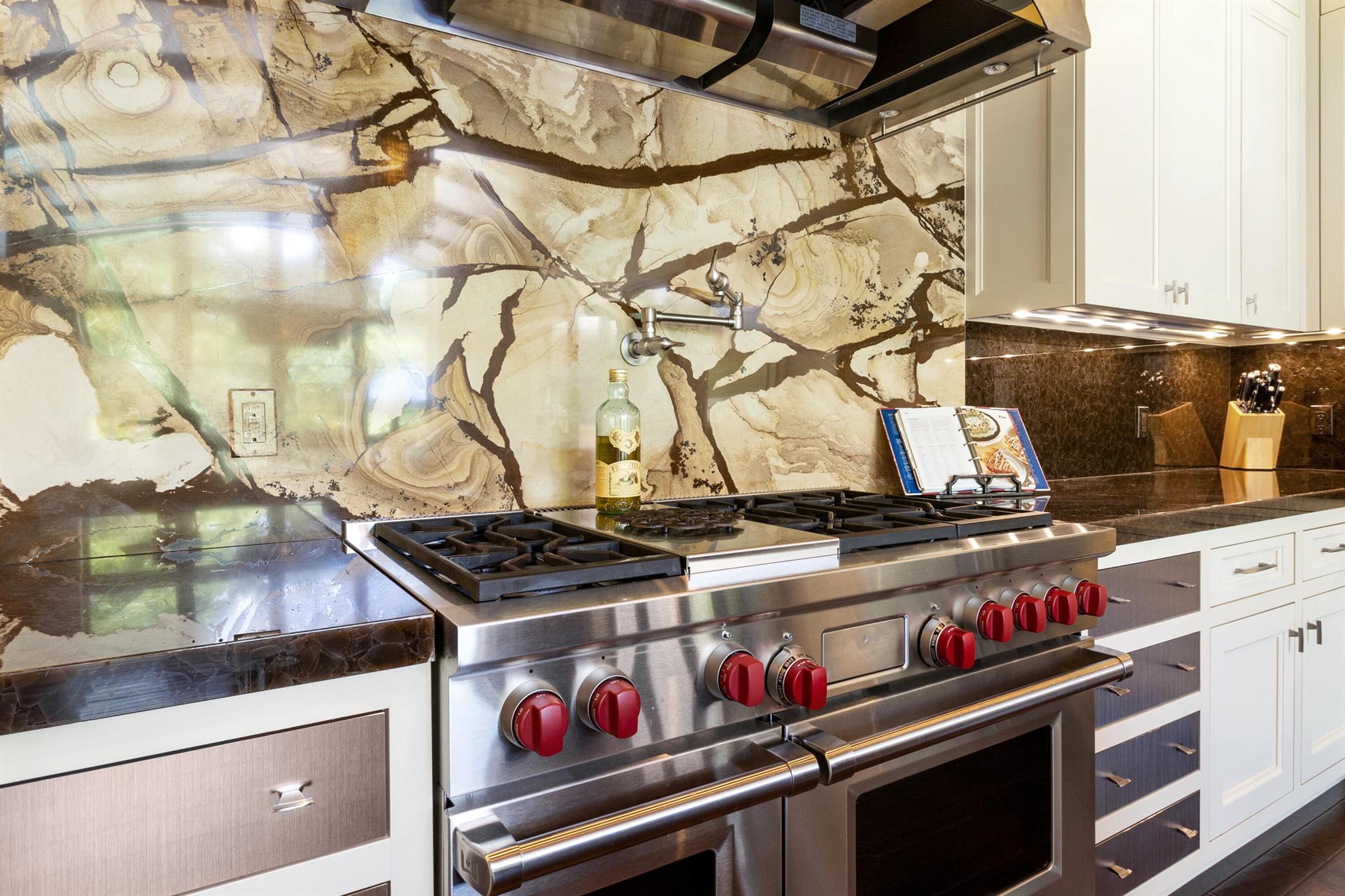 MAPLEWOOD - Residential