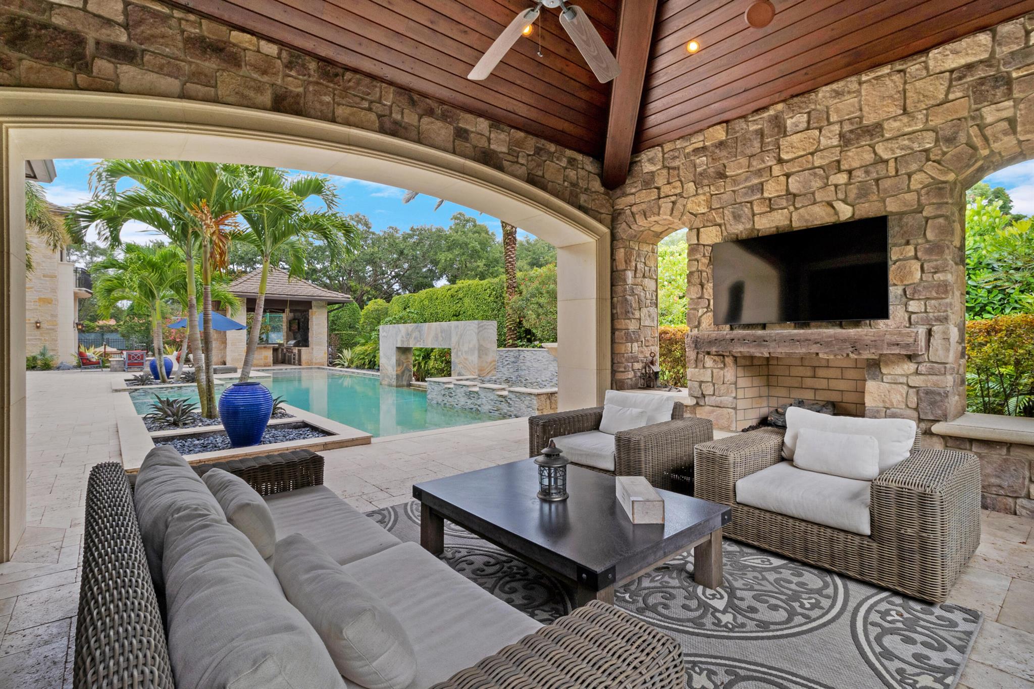 MAPLEWOOD - Residential