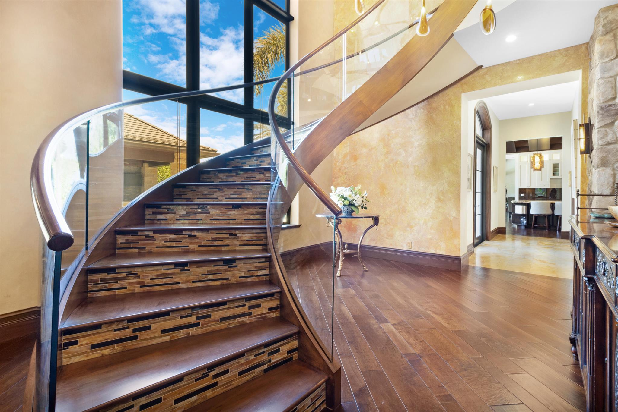 MAPLEWOOD - Residential