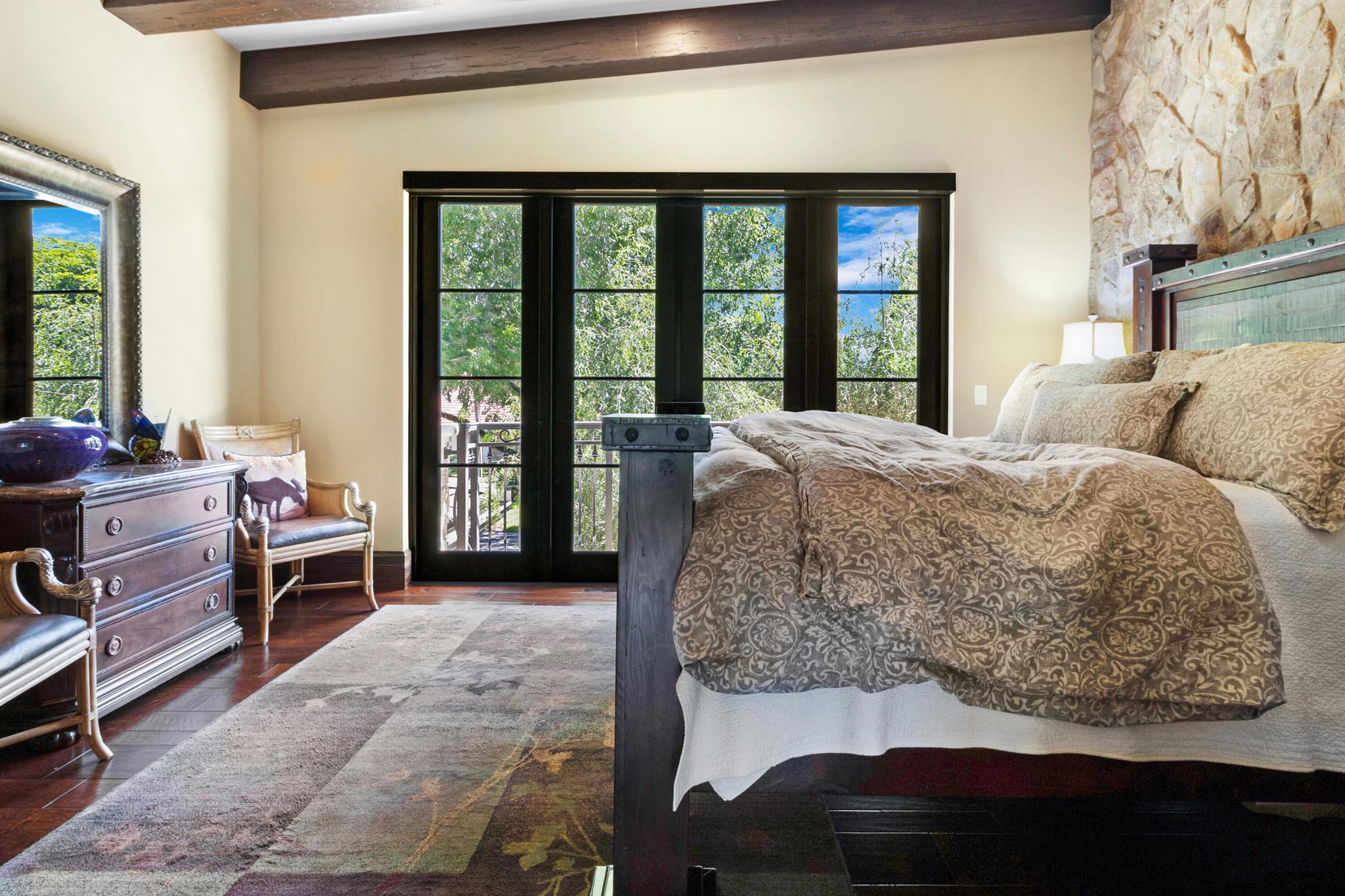 MAPLEWOOD - Residential