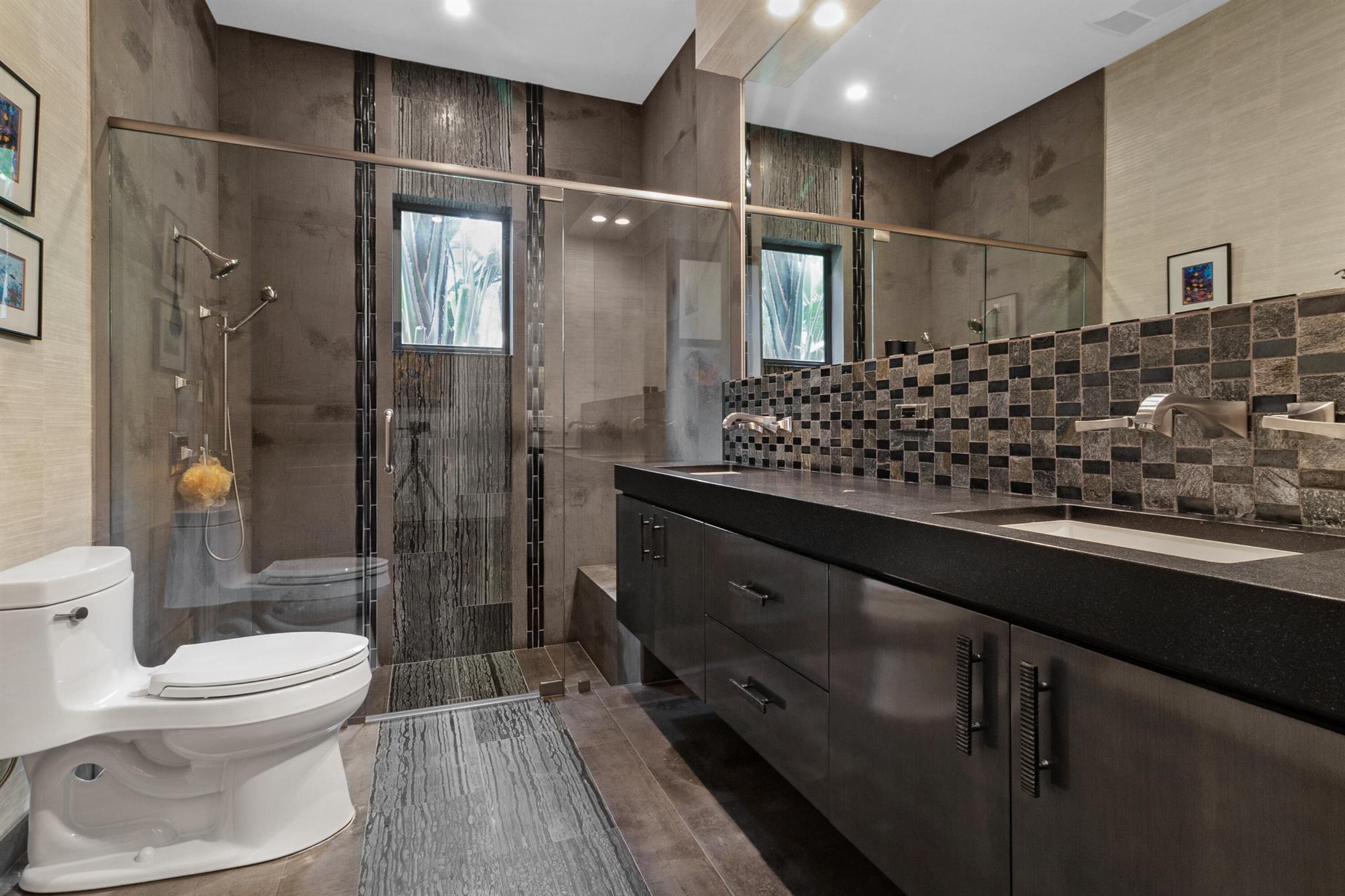 MAPLEWOOD - Residential