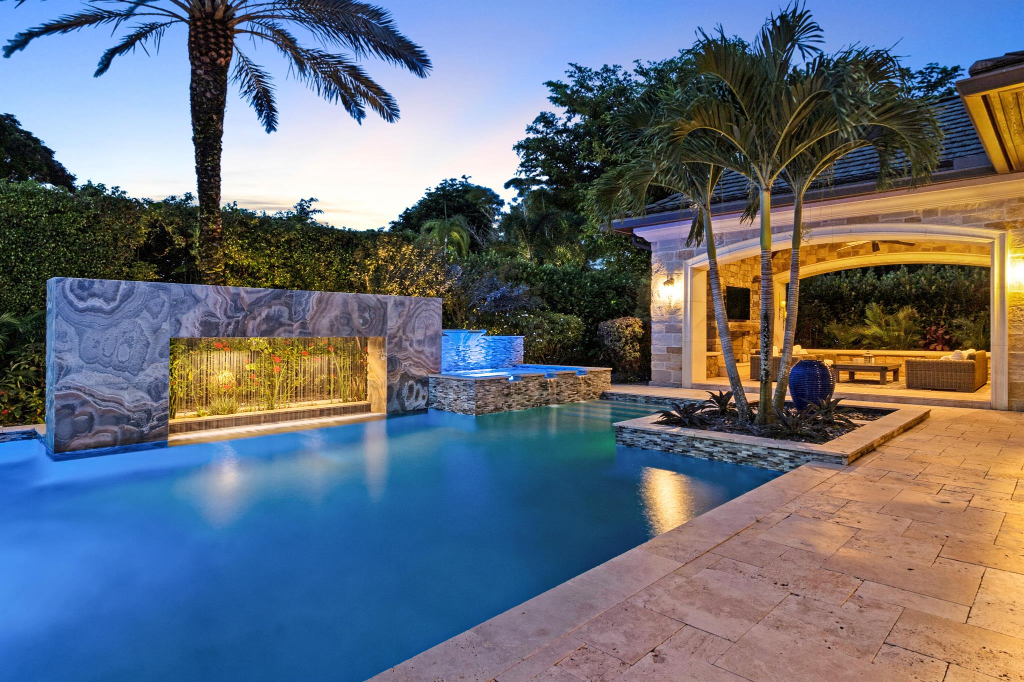 MAPLEWOOD - Residential