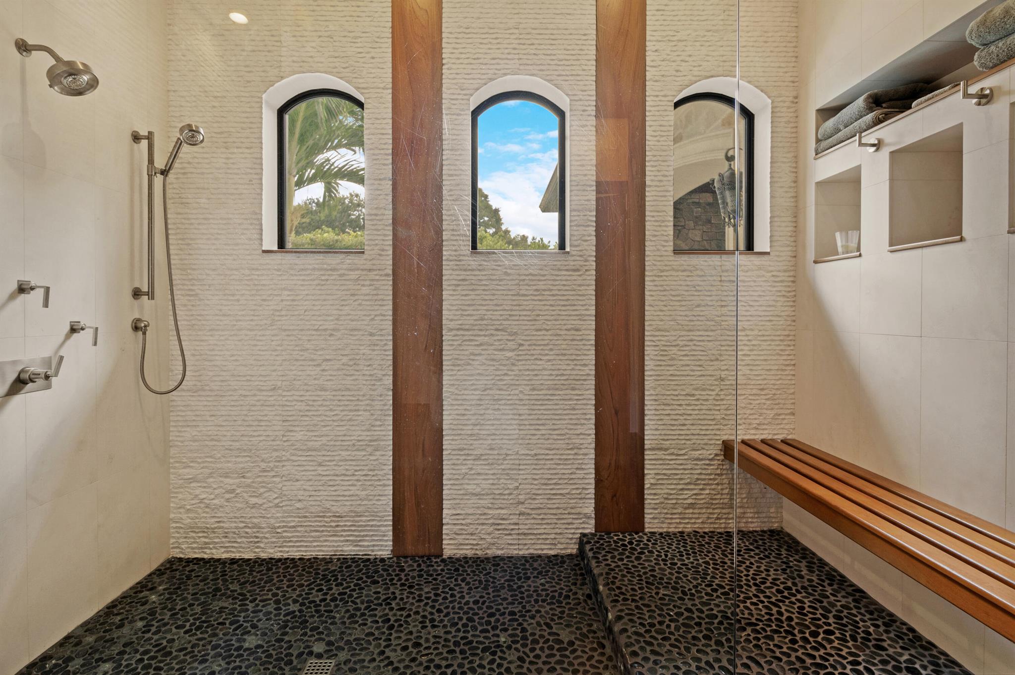 MAPLEWOOD - Residential