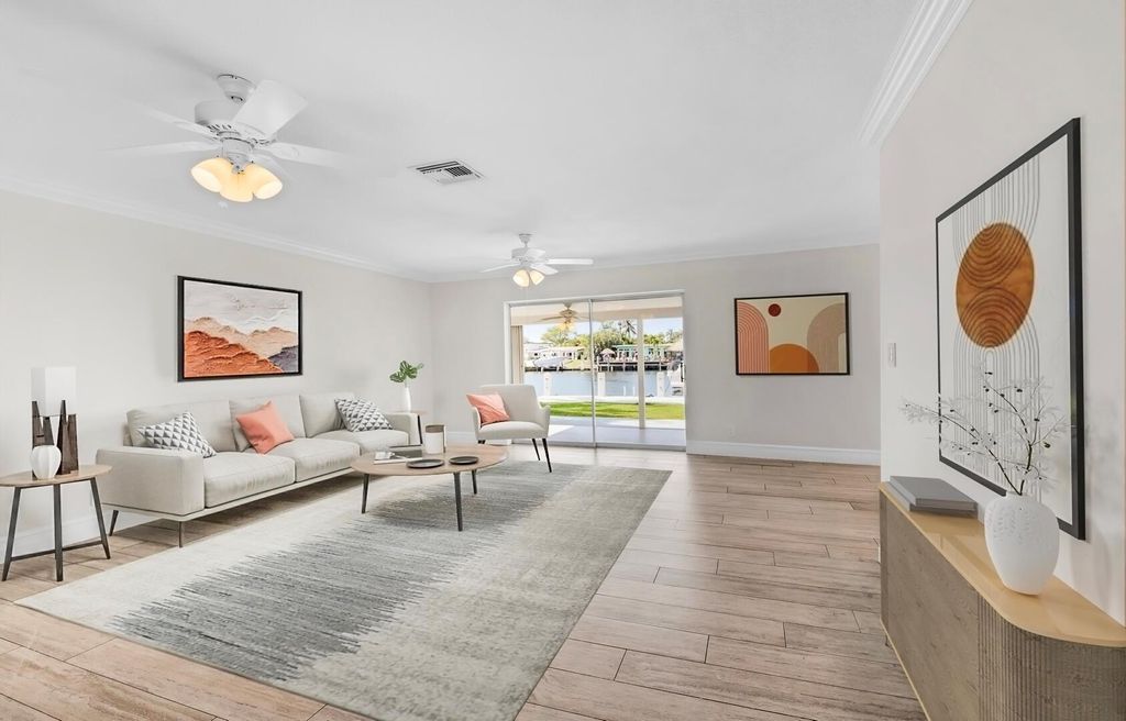 Photo of 233 SE 18th Avenue, Deerfield Beach, FL 33441 (MLS # R11034646)