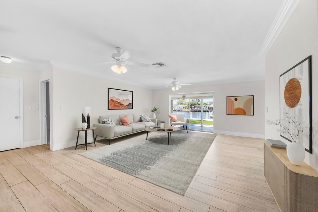 Photo of 233 SE 18th Avenue, Deerfield Beach, FL 33441 (MLS # R11034646)