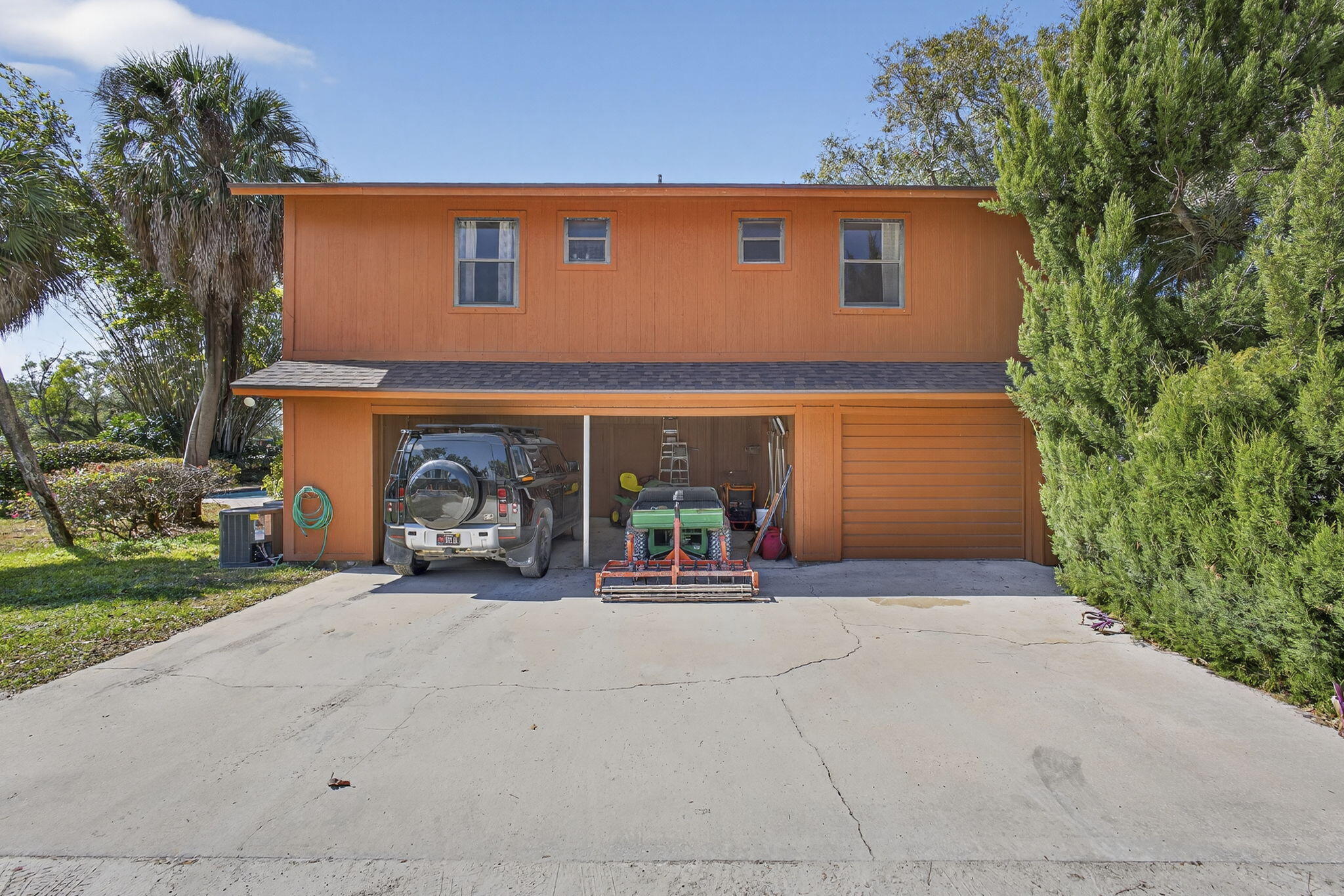 PALM BEACH LITTLE RANCHES EAST OF WELLINGTON - Residential