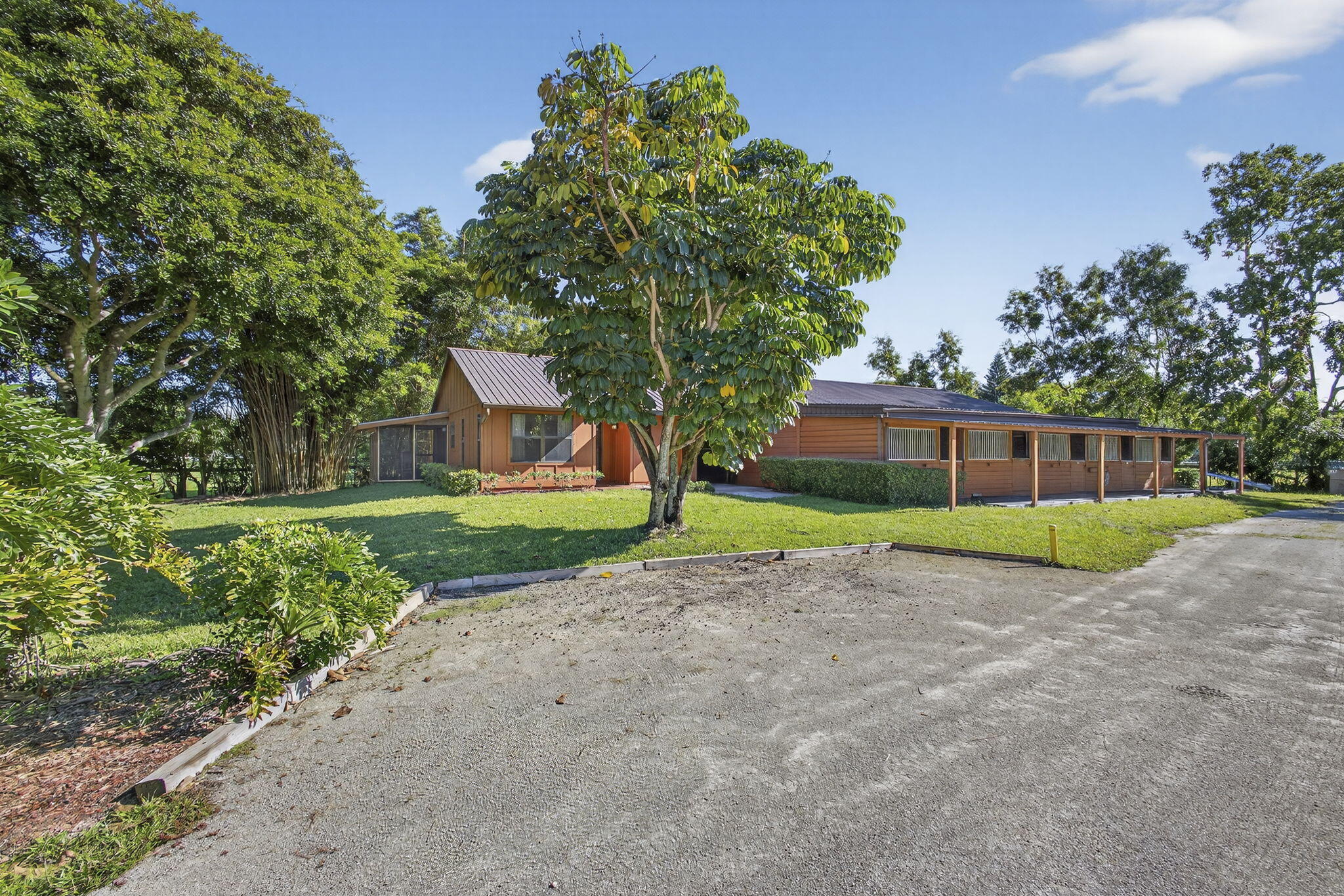 PALM BEACH LITTLE RANCHES EAST OF WELLINGTON - Residential