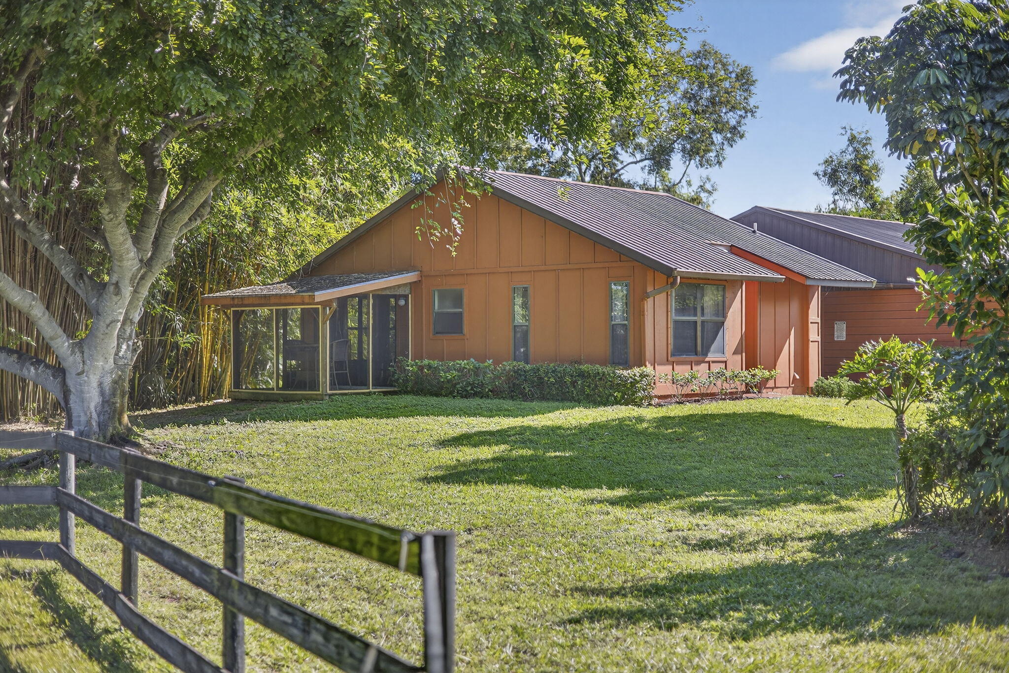 PALM BEACH LITTLE RANCHES EAST OF WELLINGTON - Residential