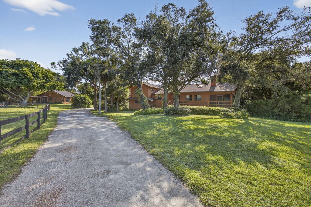 Photo of 852 Cindy Drive, Wellington, FL 33414 (MLS # R11164030)