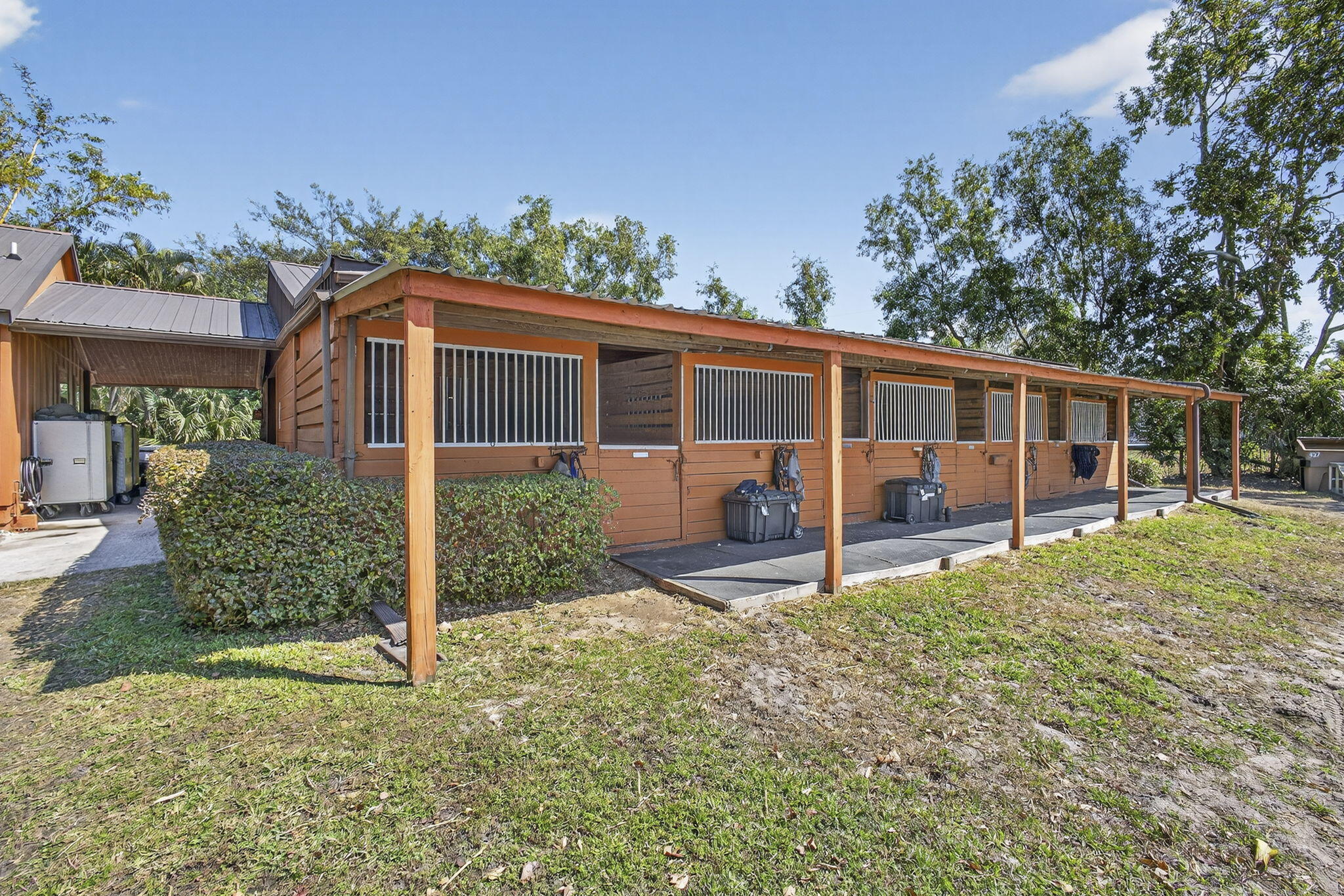 PALM BEACH LITTLE RANCHES EAST OF WELLINGTON - Residential