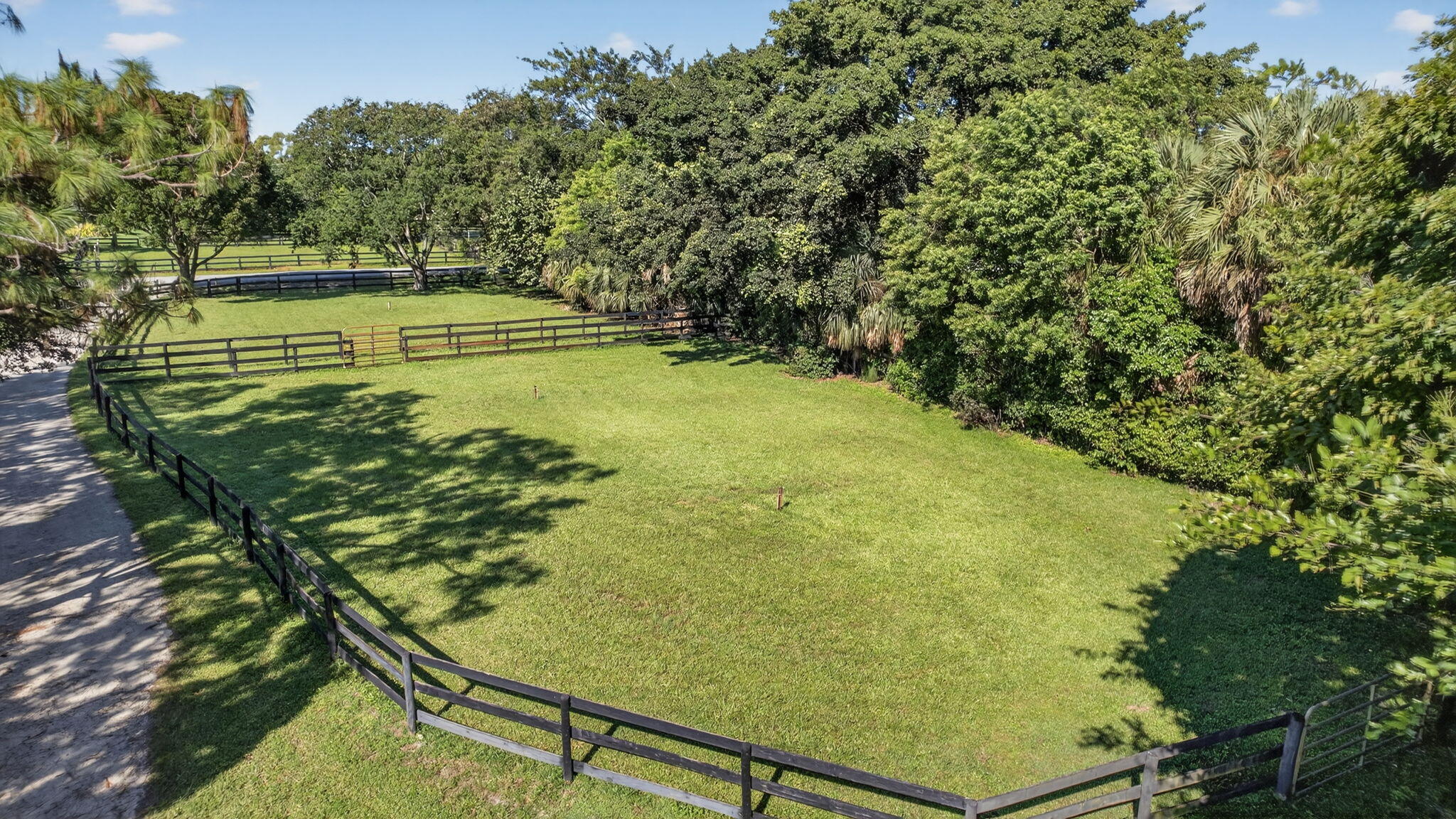 PALM BEACH LITTLE RANCHES EAST OF WELLINGTON - Residential