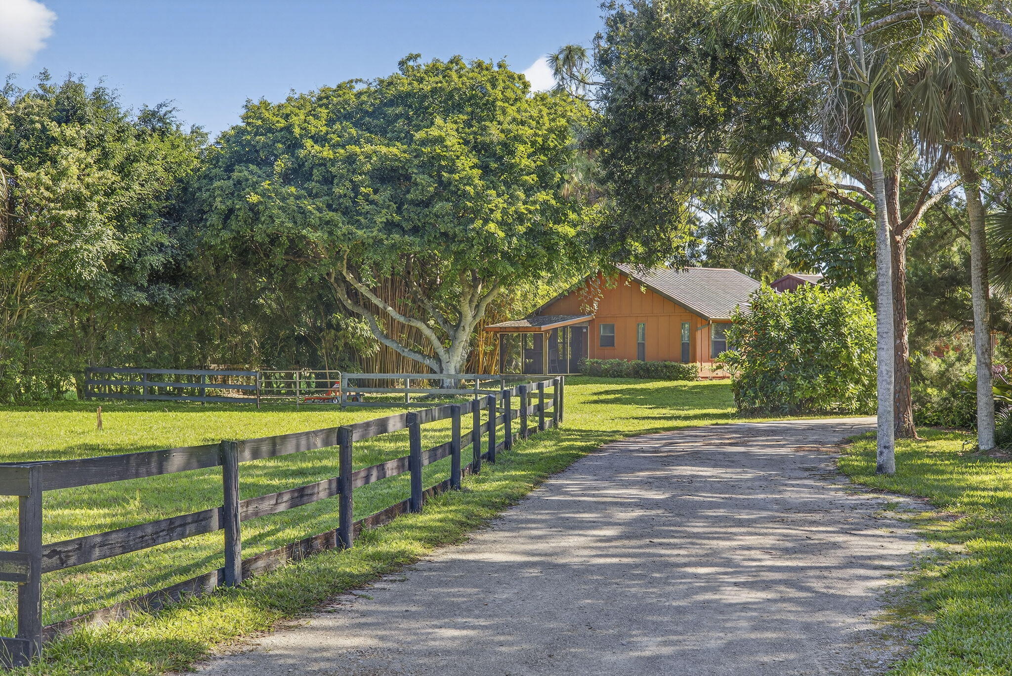 PALM BEACH LITTLE RANCHES EAST OF WELLINGTON - Residential