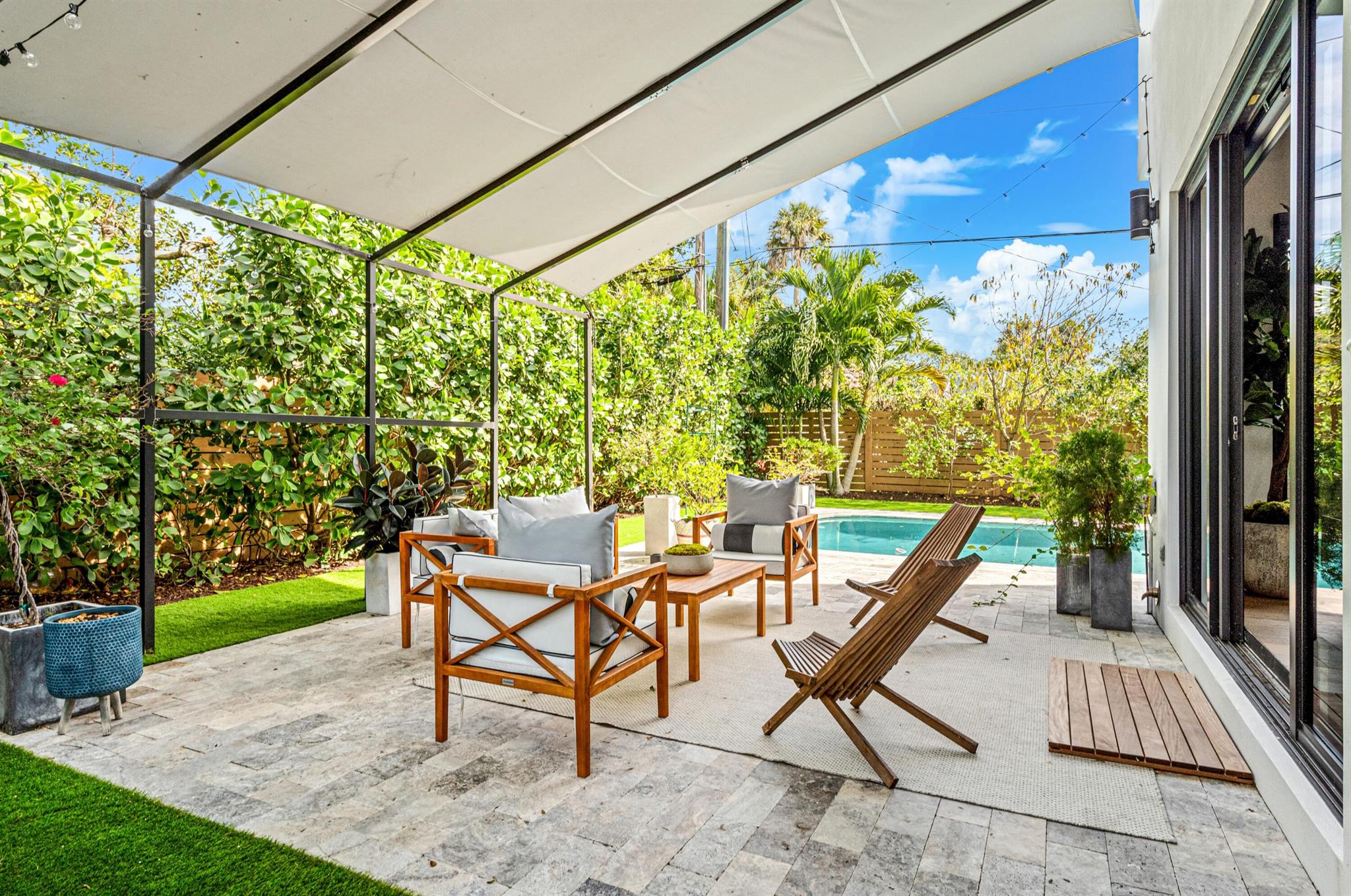 Tunison Palms - Residential