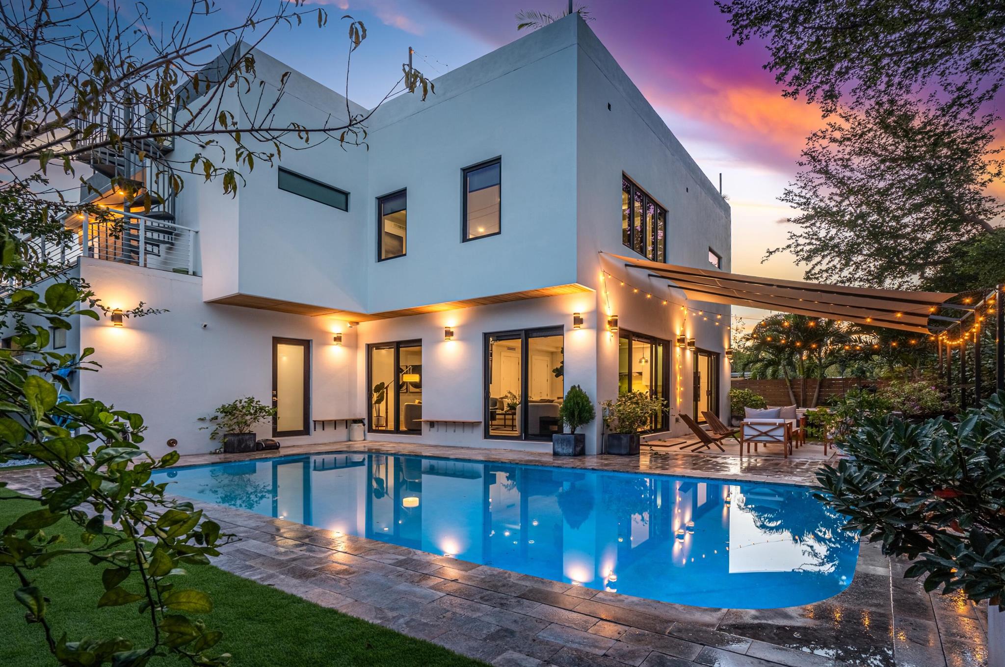 Tunison Palms - Residential