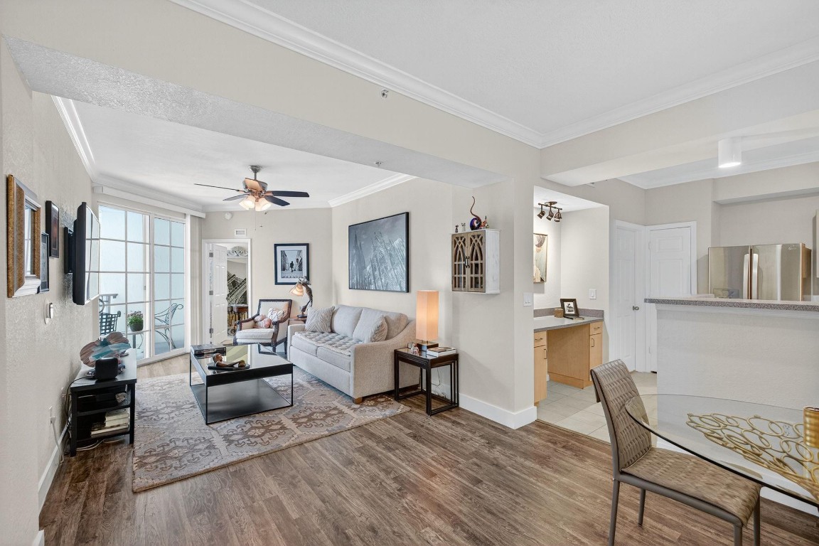 533 NE 3rd Avenue 531