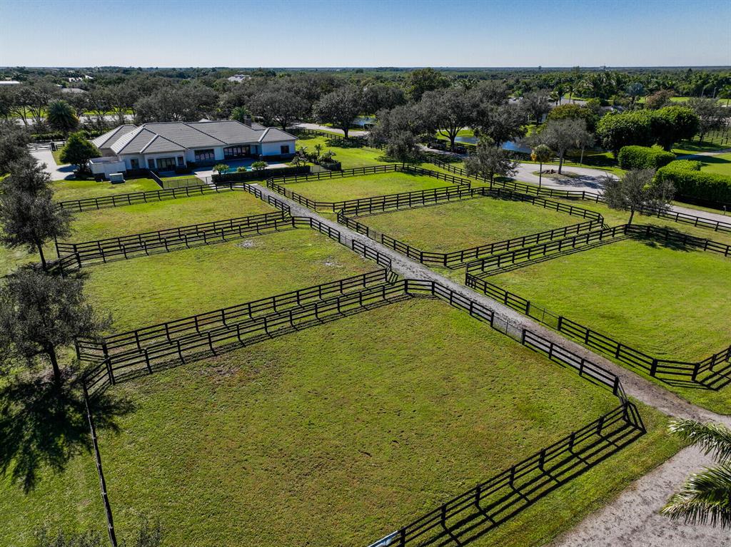 PALM BEACH POINT - Residential
