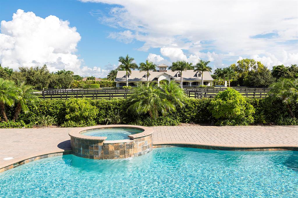 PALM BEACH POINT - Residential