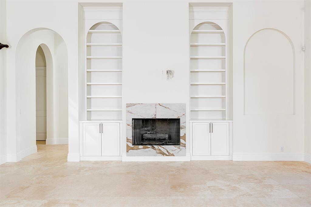 PALM BEACH POINT - Residential