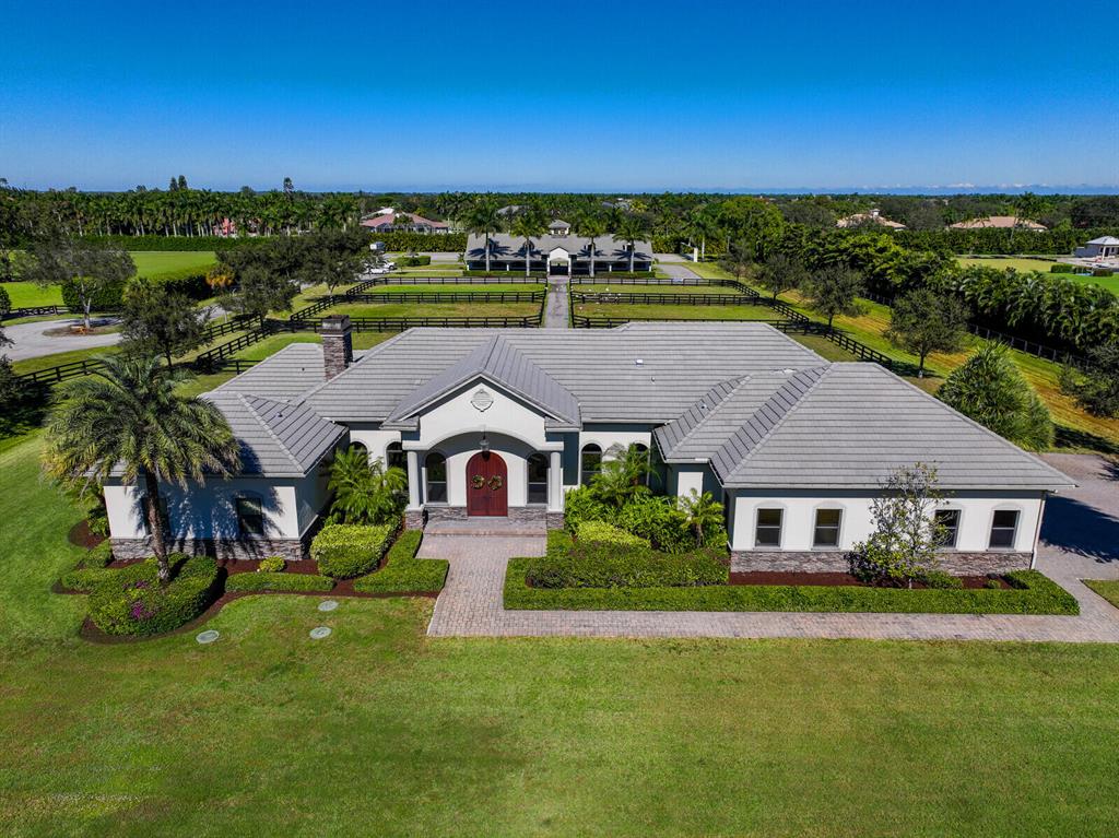 PALM BEACH POINT - Residential